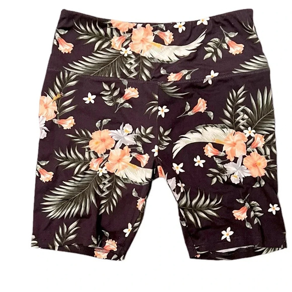 Workout or lounge shorts. Floral design 1X - Picture 1 of 3